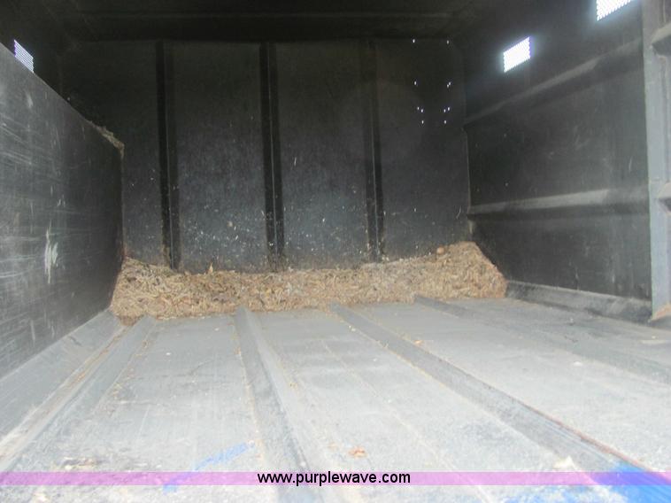 image for item 6956 1998 GMC C7500 bucket truck