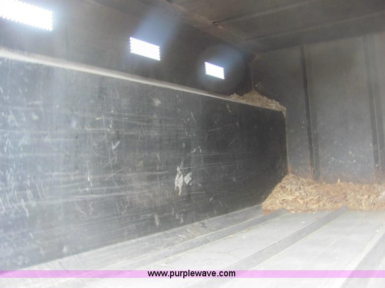 image for item 6956 1998 GMC C7500 bucket truck