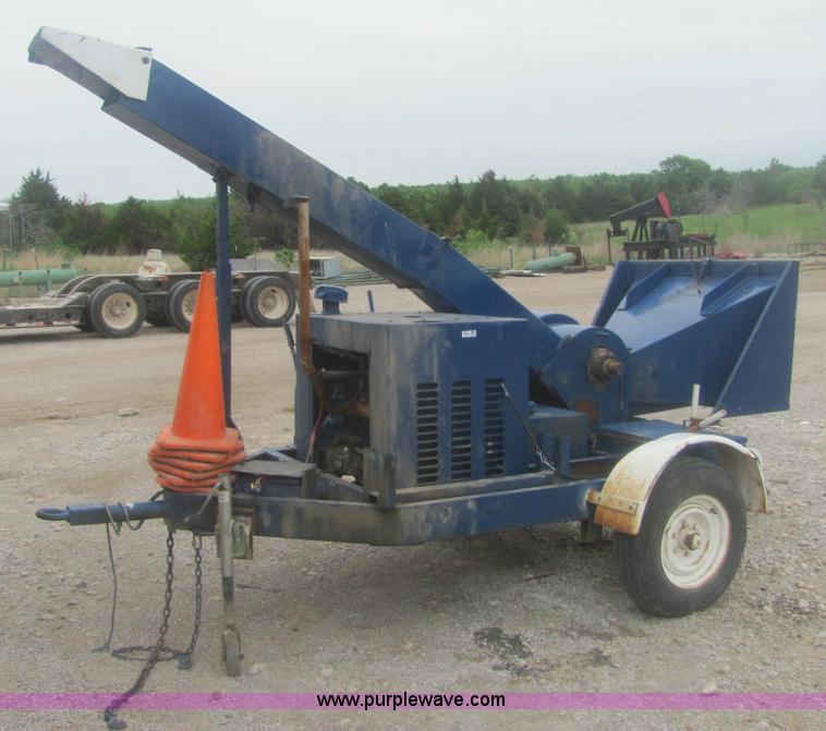 image for item 6957 1984 Morbark chipper