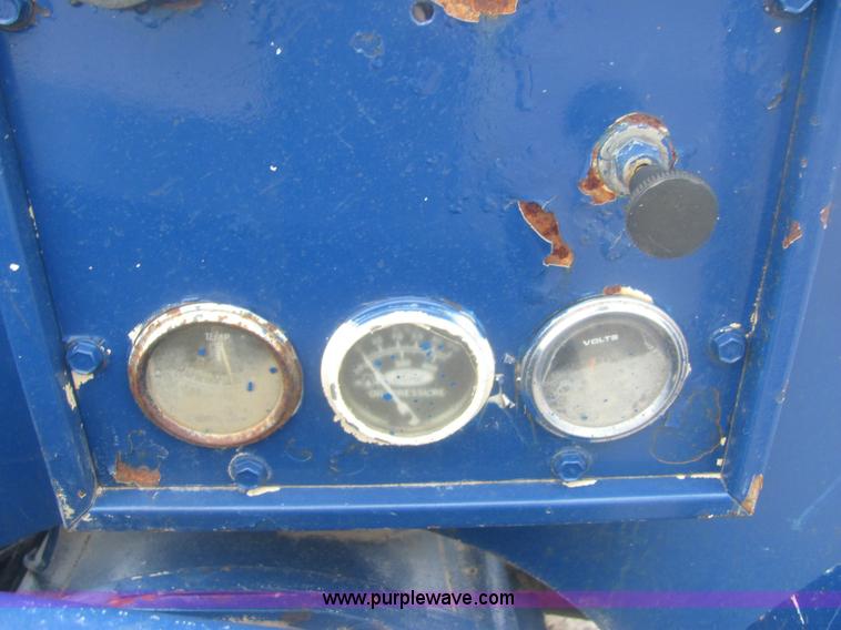 image for item 6957 1984 Morbark chipper