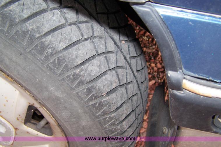 image for item 7000 1988 Pontiac Grand Prix