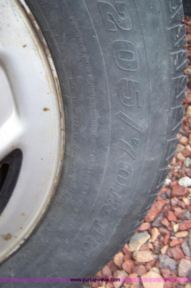 image for item 7000 1988 Pontiac Grand Prix