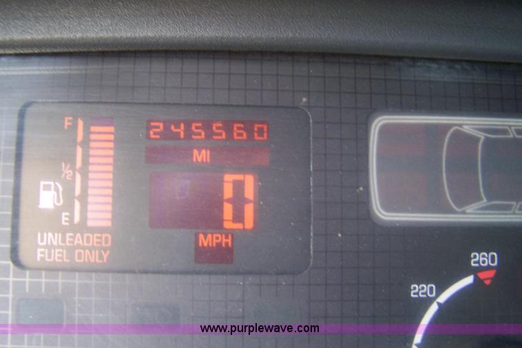 image for item 7000 1988 Pontiac Grand Prix