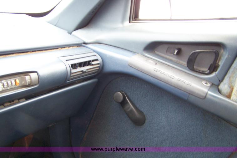 image for item 7000 1988 Pontiac Grand Prix