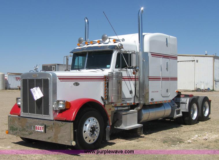 image for item 7001 1998 Peterbilt 379 semi truck
