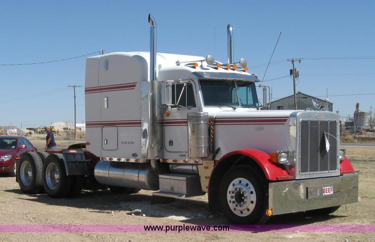 image for item 7001 1998 Peterbilt 379 semi truck
