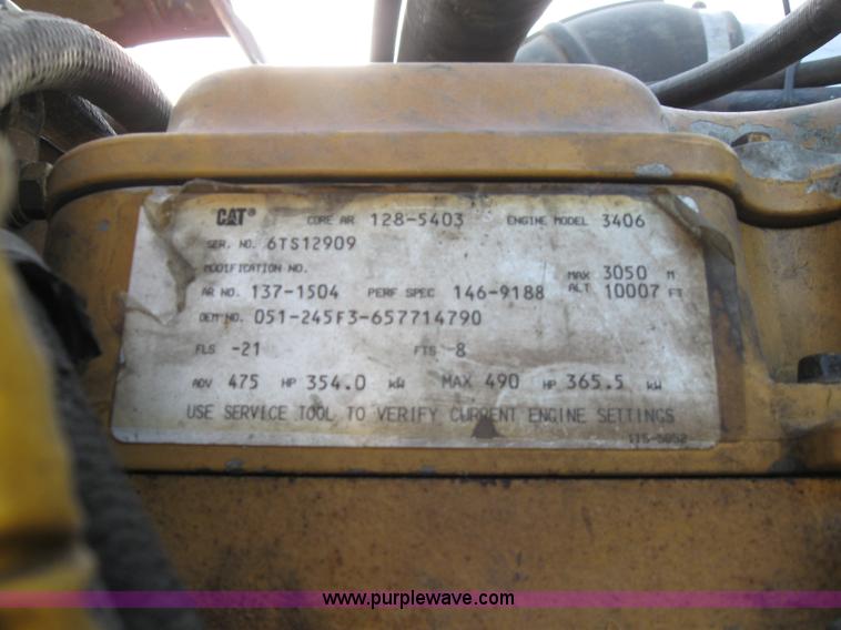 image for item 7001 1998 Peterbilt 379 semi truck