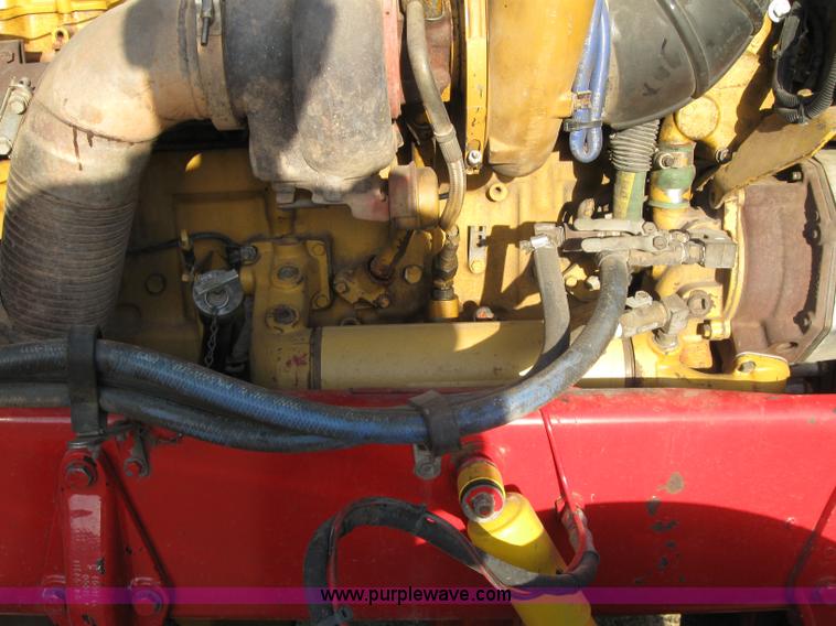 image for item 7001 1998 Peterbilt 379 semi truck