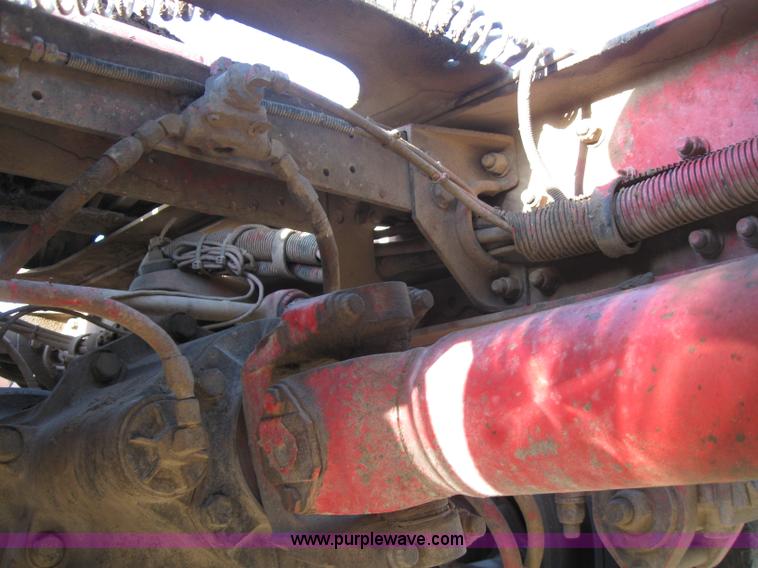 image for item 7001 1998 Peterbilt 379 semi truck