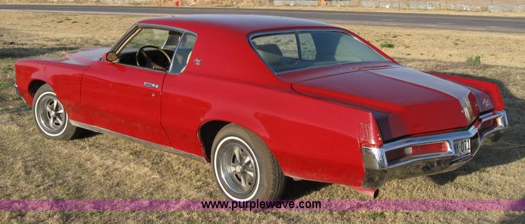 image for item 7002 1971 Pontiac Grand Prix