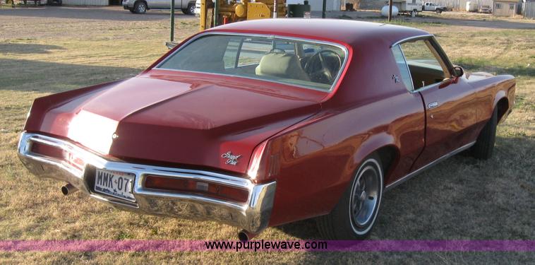 image for item 7002 1971 Pontiac Grand Prix