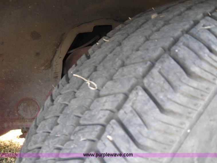 image for item 7002 1971 Pontiac Grand Prix