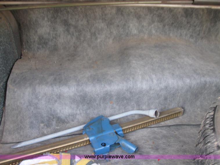 image for item 7002 1971 Pontiac Grand Prix