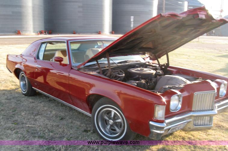 image for item 7002 1971 Pontiac Grand Prix