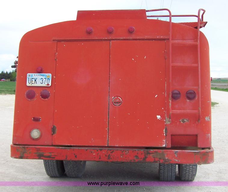 image for item 7414 1979 Ford L7000 fuel truck