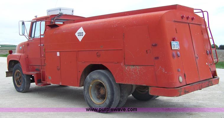image for item 7414 1979 Ford L7000 fuel truck