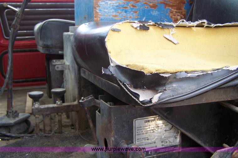 image for item 7414 1979 Ford L7000 fuel truck