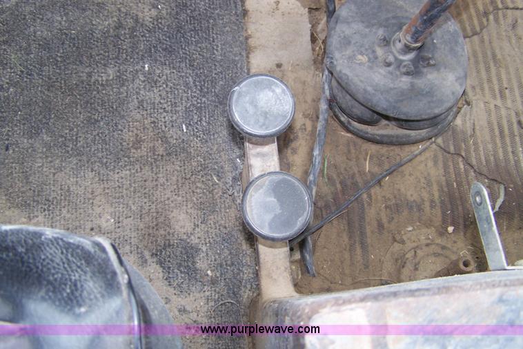 image for item 7414 1979 Ford L7000 fuel truck