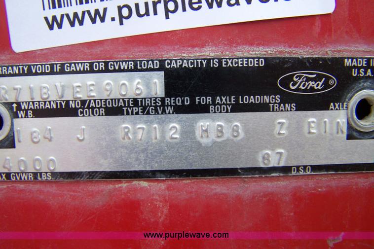 image for item 7414 1979 Ford L7000 fuel truck