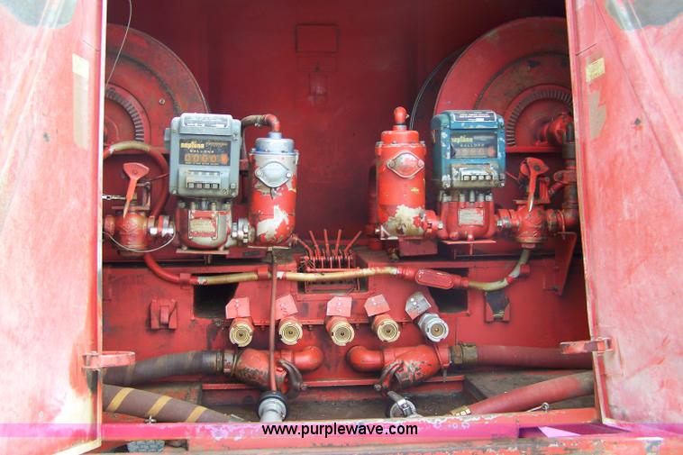 image for item 7414 1979 Ford L7000 fuel truck