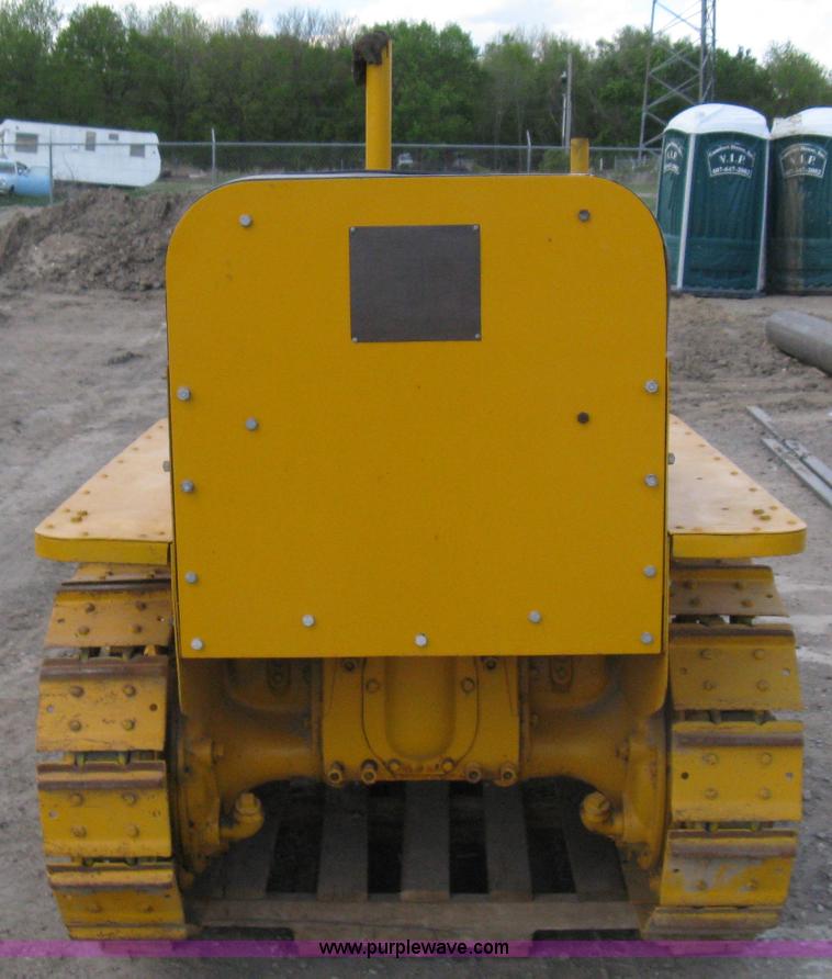image for item 8050 Caterpillar TEN track crawler