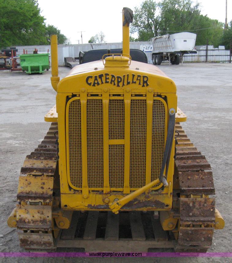 image for item 8050 Caterpillar TEN track crawler