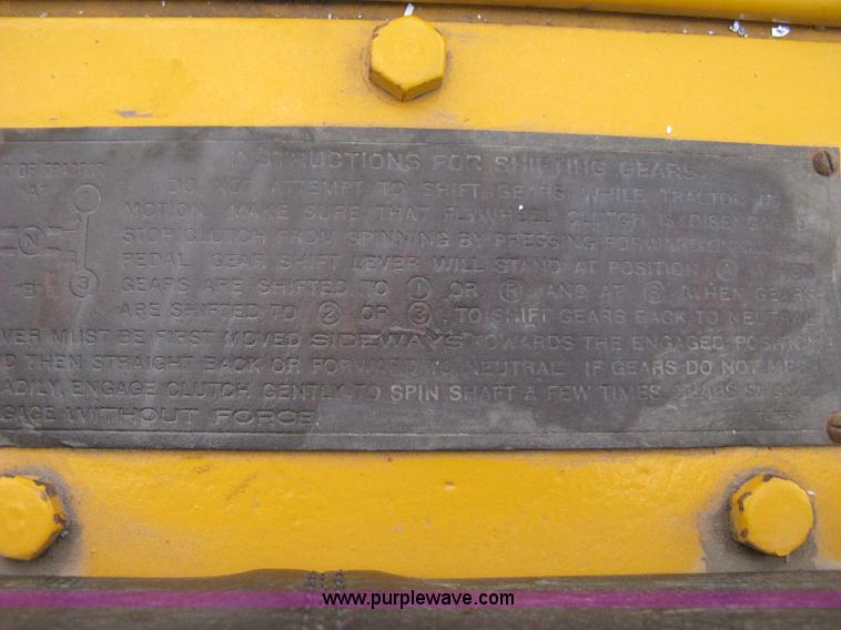 image for item 8050 Caterpillar TEN track crawler