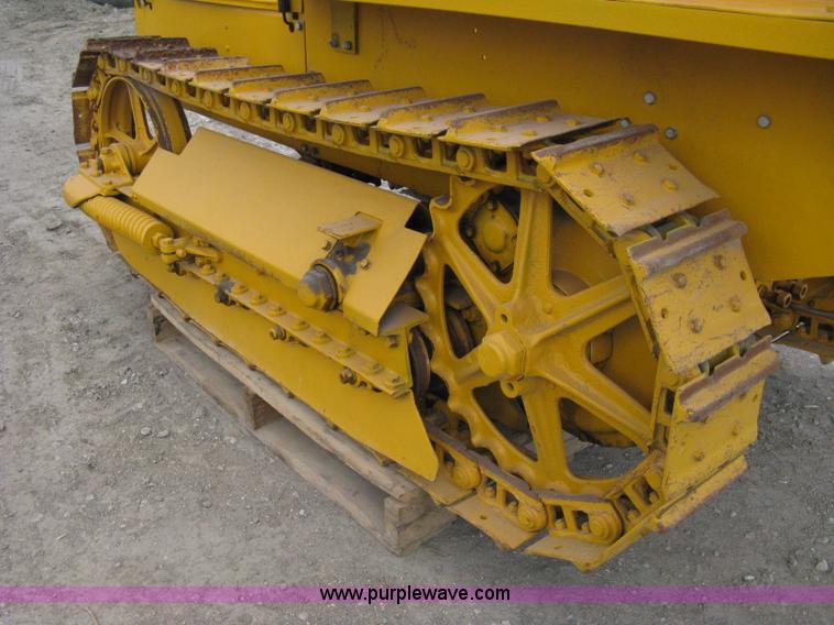 image for item 8050 Caterpillar TEN track crawler