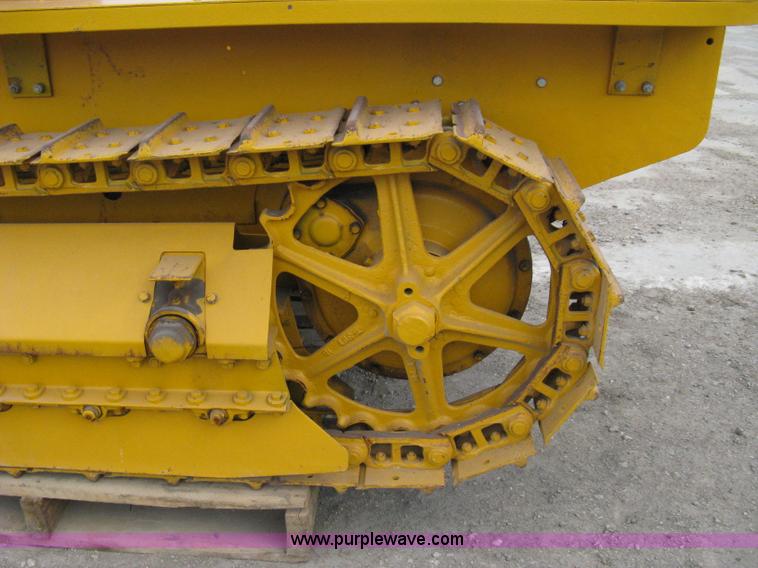 image for item 8050 Caterpillar TEN track crawler