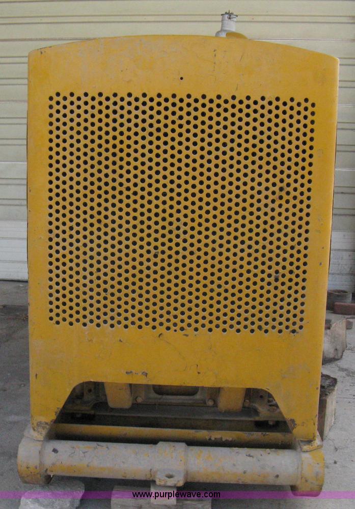 image for item 8052 Caterpillar generator