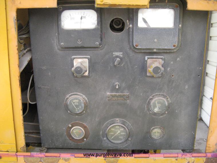 image for item 8052 Caterpillar generator