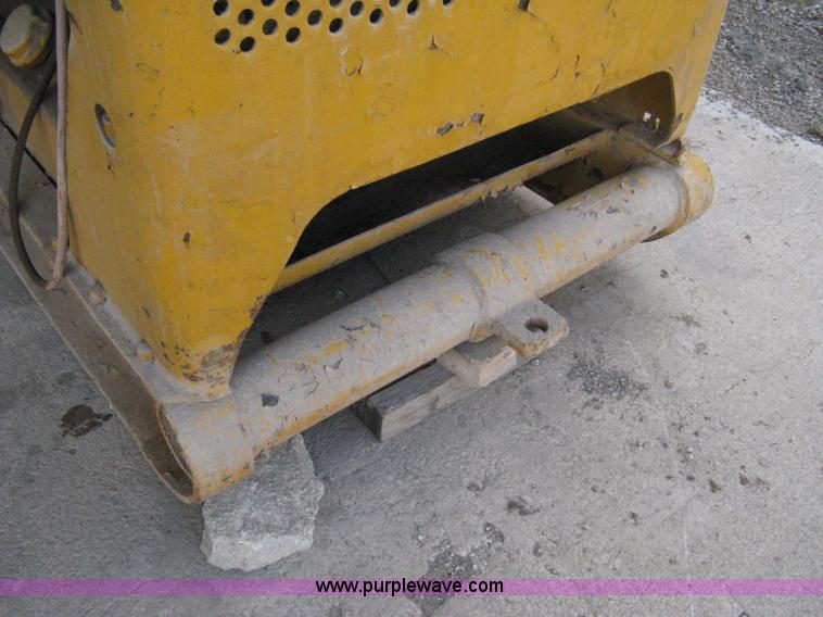 image for item 8052 Caterpillar generator