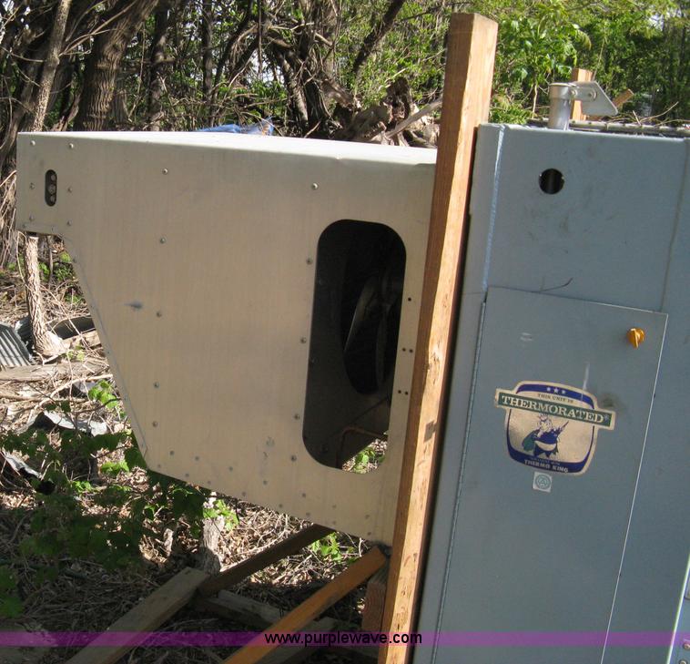 image for item 8058 Thermo-King Reefer refrigeration unit