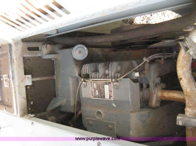 image for item 8058 Thermo-King Reefer refrigeration unit
