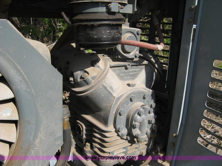 image for item 8058 Thermo-King Reefer refrigeration unit