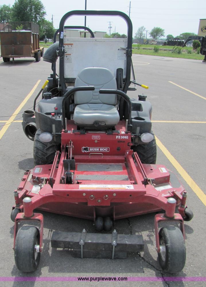 image for item 8696 Bush Hog P23061 lawn mower