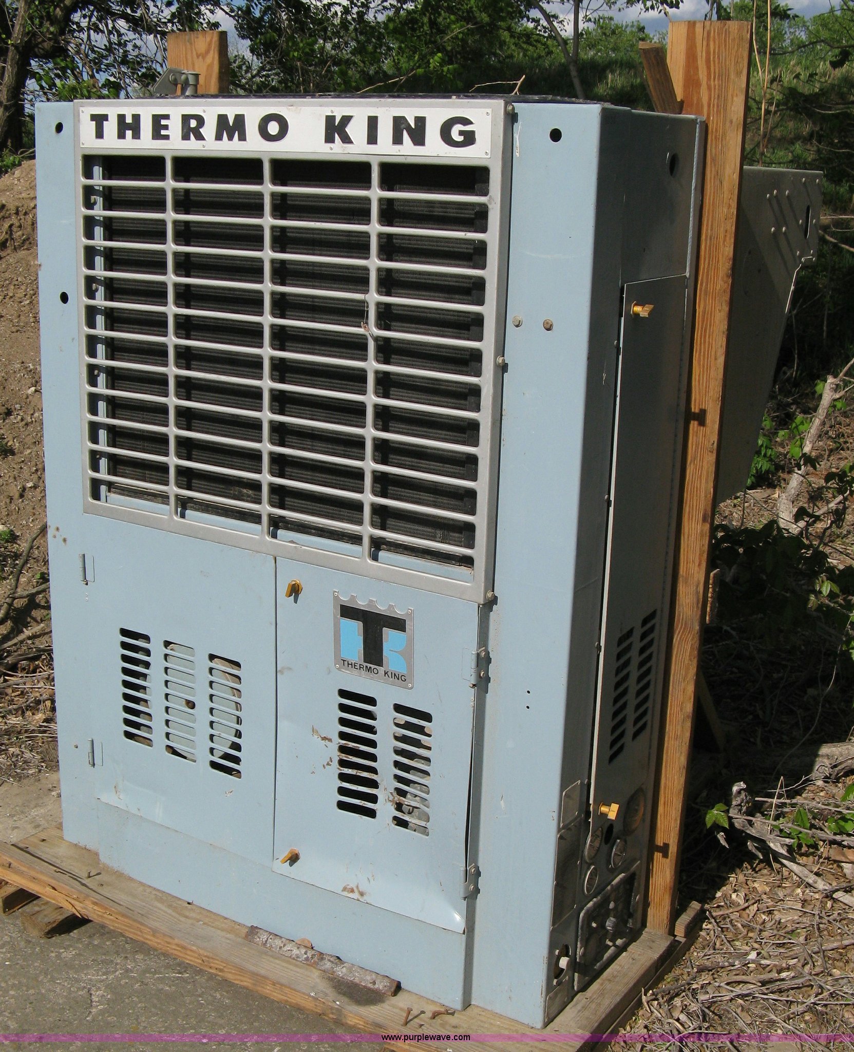 ThermoKing Reefer refrigeration unit in Wichita, KS Item 8058 sold
