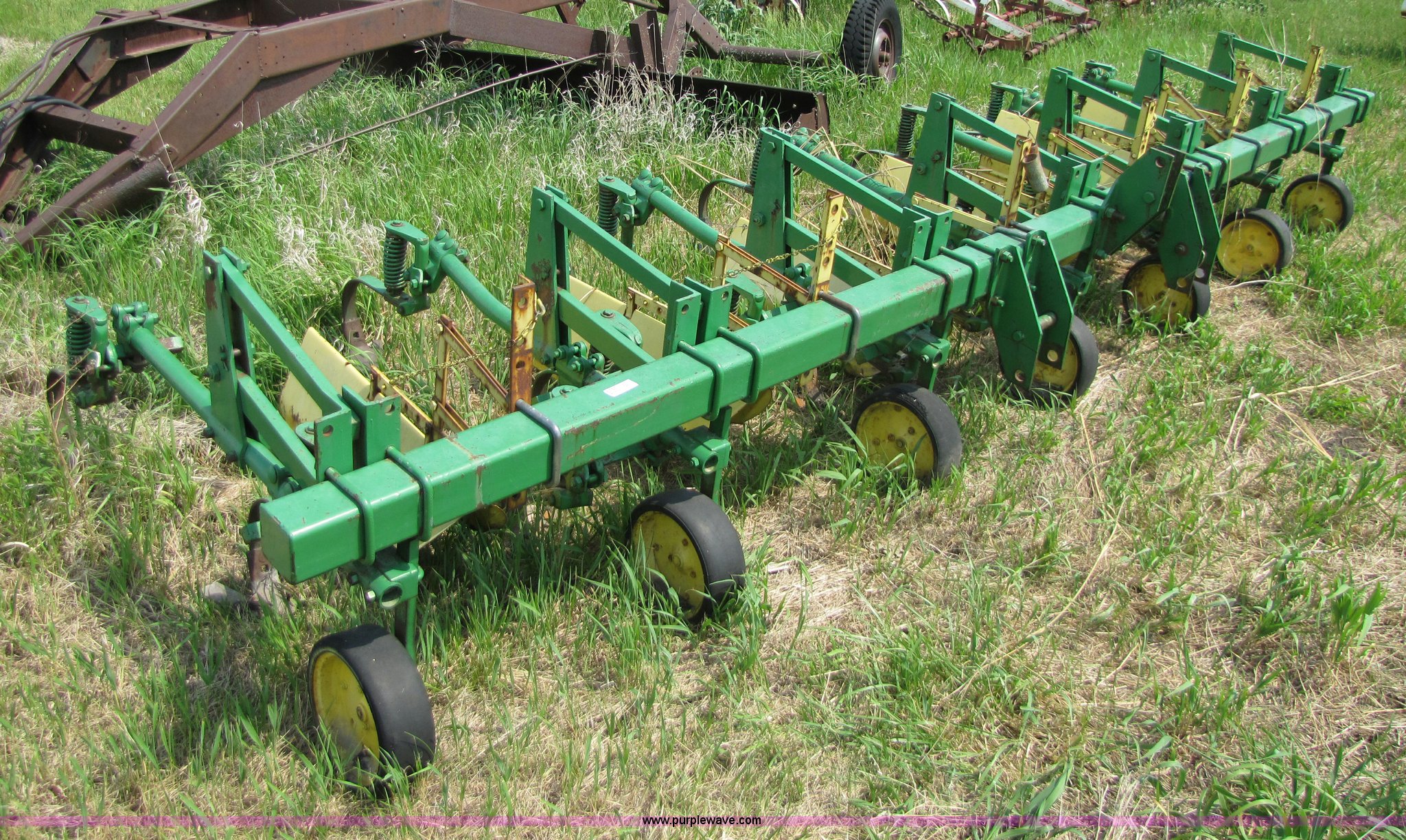 John Deere six row cultivator in Manhattan, KS Item 8747 sold