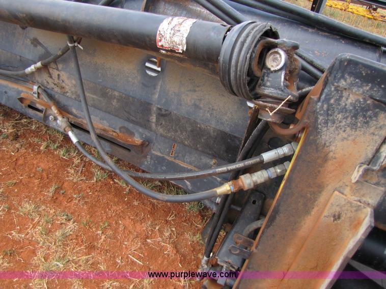 image for item 3440 1996 Mac Don 962 36ft draper head