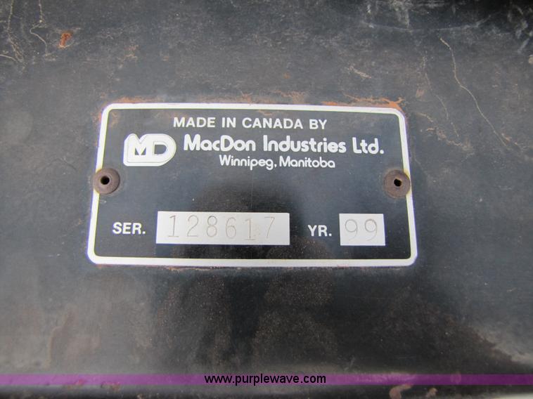 image for item 3440 1996 Mac Don 962 36ft draper head