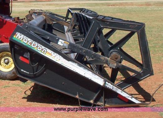 image for item 3440 1996 Mac Don 962 36ft draper head