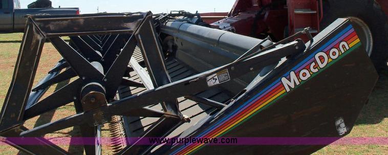 image for item 3440 1996 Mac Don 962 36ft draper head