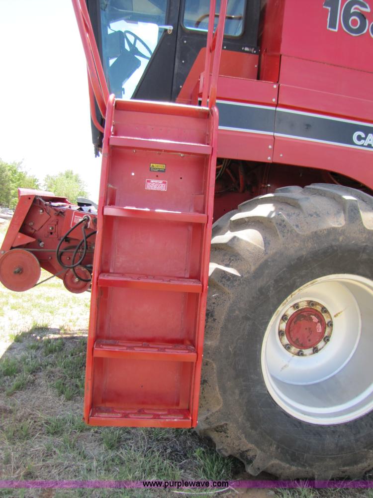 image for item 3466 1988 Case IH 1680 combine