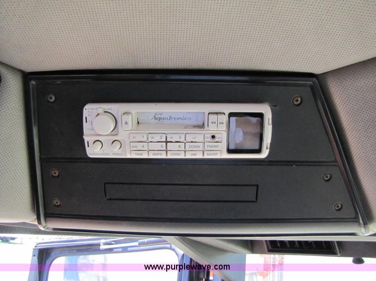 image for item 3466 1988 Case IH 1680 combine