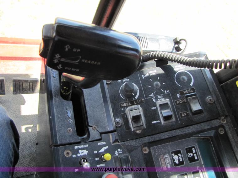 image for item 3466 1988 Case IH 1680 combine