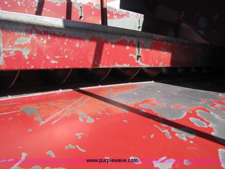 image for item 3466 1988 Case IH 1680 combine