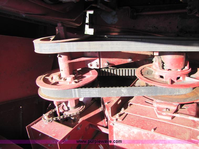 image for item 3466 1988 Case IH 1680 combine