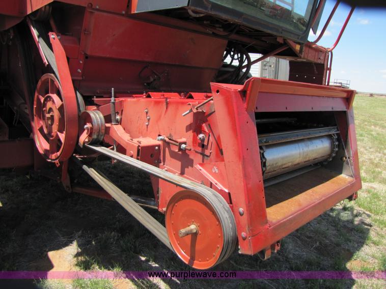 image for item 3466 1988 Case IH 1680 combine