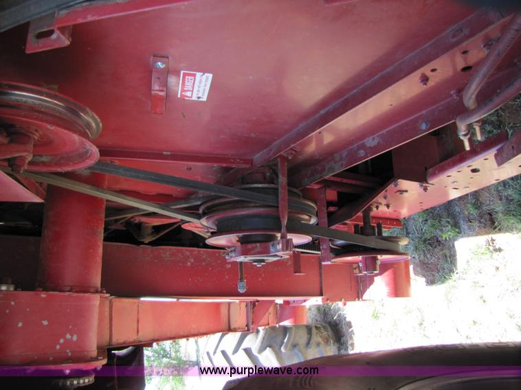 image for item 3466 1988 Case IH 1680 combine