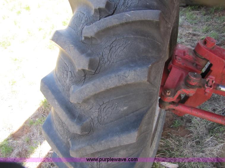 image for item 3466 1988 Case IH 1680 combine